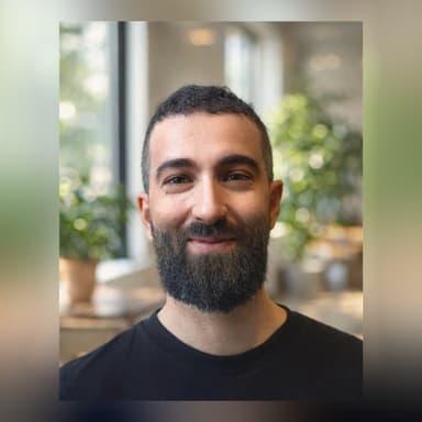 JP, Hiring Partnerships at Ploomo